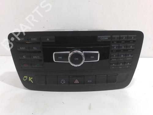 Used Radio Radio MERCEDES-BENZ A-CLASS (W176) A 180 CDI (176.000) (109 hp) 15261610 15261610
