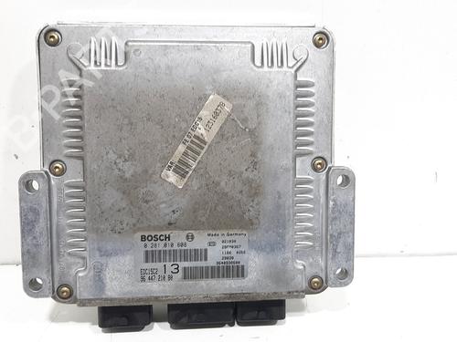 Used Engine control unit (ECU) Engine control unit (ECU) CITROËN C5 I (DC_) [2001-2005] 8313904 8313904