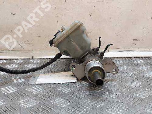 Used Brake master cylinder RENAULT CLIO III (BR0/1, CR0/1) [2005-2014]  5203419