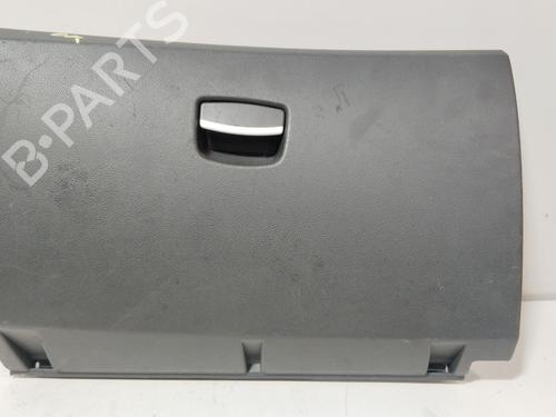 Vano posta oggetti Vano posta oggetti RENAULT LAGUNA III (BT0/1) 2.0 dCi (BT01, BT08, BT09, BT0E, BT0K, BT12, BT1C, BT1D,... (150 hp) 37173188 37173188