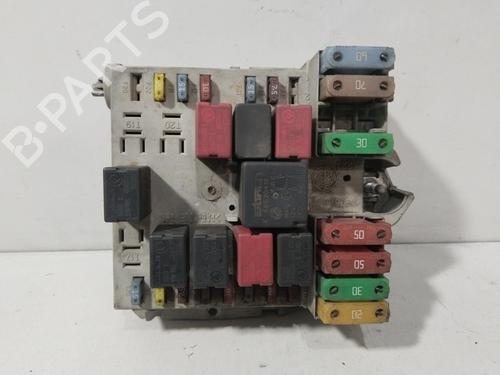 Used Fuse box FIAT STILO (192_) 1.9 JTD (192_XE1A) (115 hp) 30399306