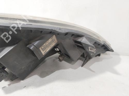 Left headlight NISSAN PRIMASTAR Van (X83) 2.0 dCi 115 | BP30396306C28