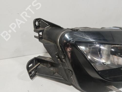 Right headlight CITROËN C4 Grand Picasso II (DA_, DE_) 1.6 HDi / BlueHDi 115 | BP29827058C29 