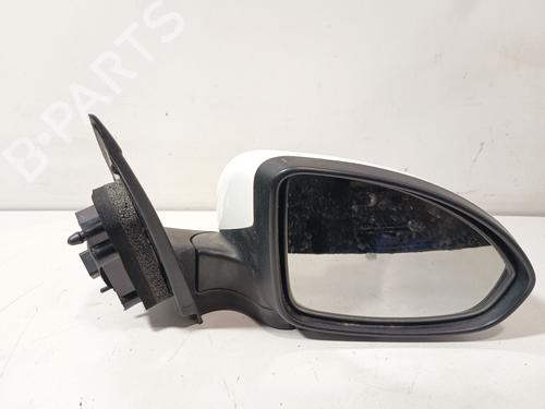 Used Right mirror Right mirror 37700494 37700494
