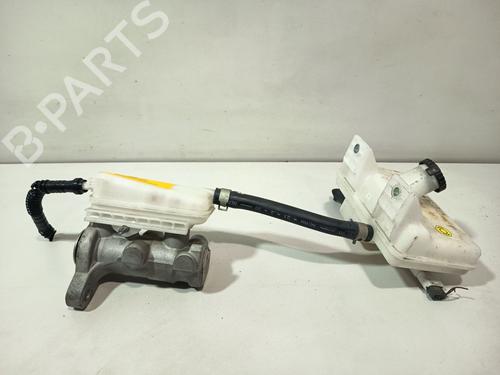 brake-master-cylinder-nissan-nv200-evalia-bus-2010-35949565 main image