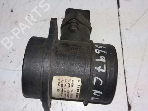 Used Mass air flow sensor VW GOLF IV (1J1) 1.9 TDI (90 hp) 5176043
