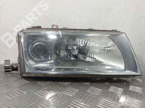 Used Right headlight SKODA OCTAVIA I (1U2) [1996-2010]  5196289
