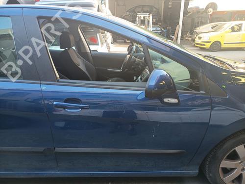 Used Right front door Right front door 38784384 38784384