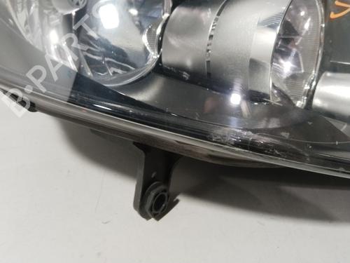 Right headlight VW GOLF PLUS V (5M1, 521) 1.6 TDI | BP31307978C29