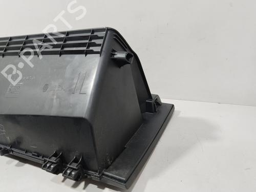 Glove box TOYOTA COROLLA Saloon (_E21_) 1.8 VVTi Hybrid (ZWE211, MZEA12) | BP30684705C95 - Image 4