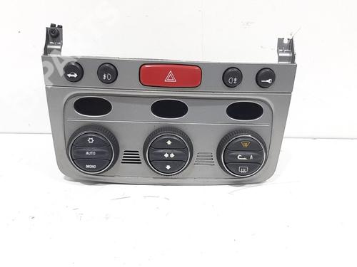 Used Climate control ALFA ROMEO 147 (937_) 1.6 16V T.SPARK (937.AXA1A, 937.AXB1A, 937.BXB1A) (120 hp) 8255909
