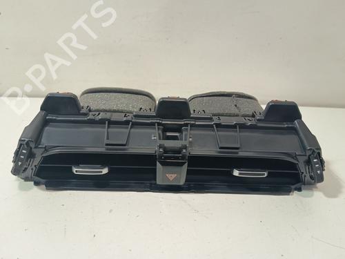 Used Air vent Air vent TOYOTA COROLLA Estate (_E21_) 2.0 Hybrid (MZEH19) (196 hp) 40101887 40101887
