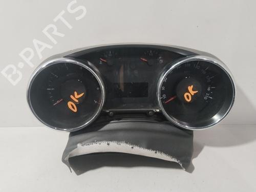 Used Instrument cluster PEUGEOT 5008 (0U_, 0E_) 1.6 16V (120 hp) 31046105