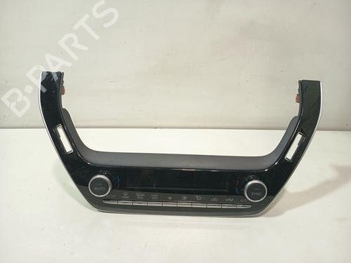 Used Climate control Climate control TOYOTA COROLLA Estate (_E21_) 1.8 Hybrid (ZWE211) (98 hp) 33958571 33958571