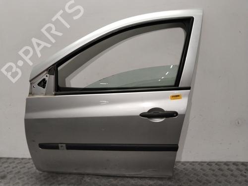 Used Left front door RENAULT CLIO III (BR0/1, CR0/1) 1.5 dCi (BR17, CR17) (86 hp) 32283377