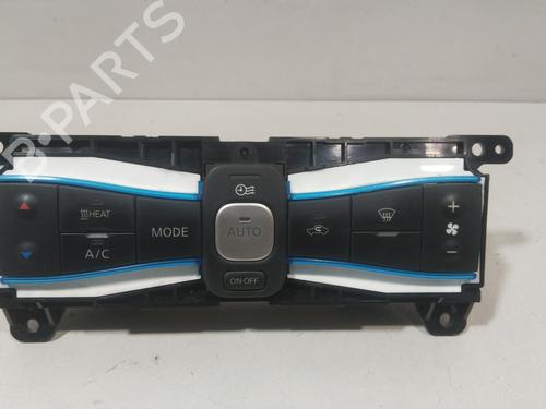 climate-control-nissan-nv200-van-2010-32145288 main image
