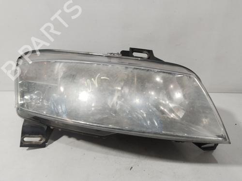 Used Right headlight FIAT STILO (192_) 1.9 JTD (192_XE1A) (115 hp) 30393112