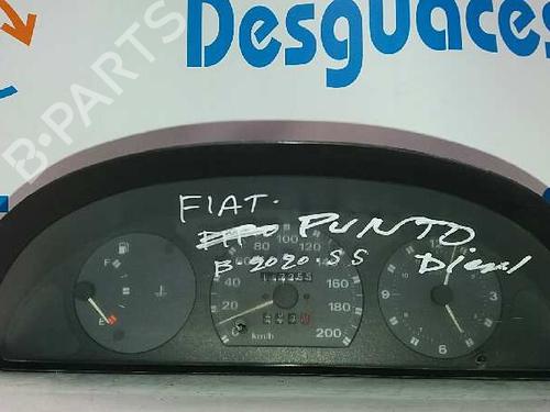 Used Instrument cluster FIAT PUNTO (176_) 1.6 (88 hp) 5207130