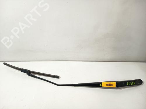front-windshield-wiper-arm-alfa-romeo-giulietta-940_-2010-2011-2012-2013-2014-2015-2016-2017-2018-2019-2020-34477010 main image