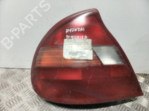 Right taillight HYUNDAI SONATA III (Y-3)  | BP8056578C35 