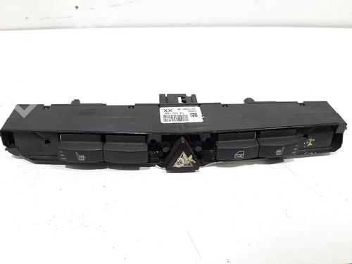 Used Warning switch OPEL ASTRA H (A04) [2004-2014]  8729794