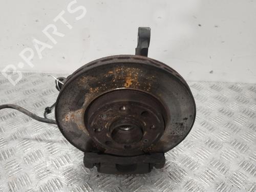 Used Left front steering knuckle Left front steering knuckle OPEL CORSA D (S07) 1.2 (L08, L68) (80 hp) 31975598 31975598
