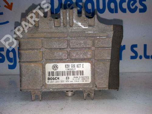 Used Engine control unit (ECU) VW POLO III (6N1) 50 1.0 (50 hp) 5201415