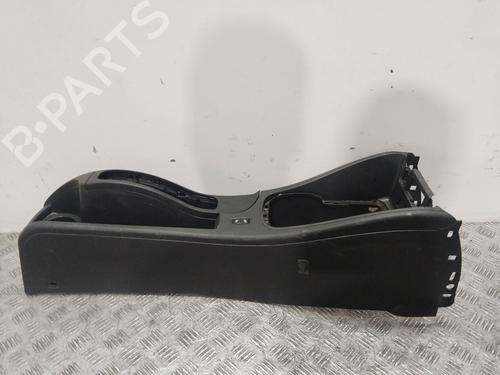 Used Armrest / Center console Armrest / Center console RENAULT MEGANE III Hatchback (BZ0/1_, B3_) 1.5 dCi (BZ0C) (90 hp) 29455664 29455664
