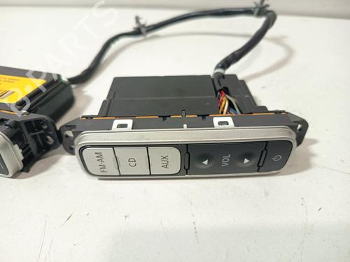 Switch NISSAN NV200 Van e-NV (ME0N) | BP37197537I30 - Image 3