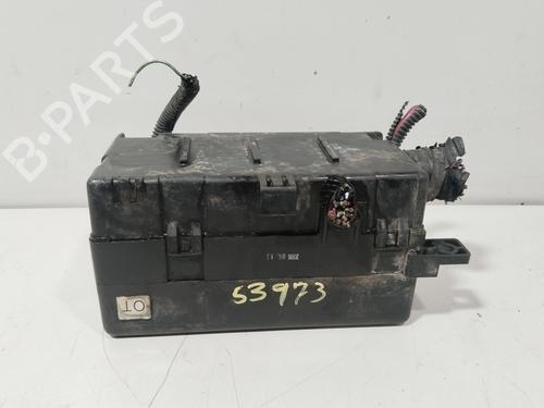 Used Fuse box Fuse box 38542272 38542272