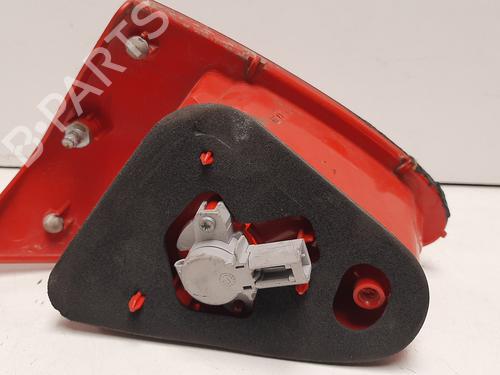 Piloto derecho del maletero ALFA ROMEO 147 (937_) 1.6 16V T.SPARK ECO (937.AXA1A, 937.BXA1A) | BP14065714C80