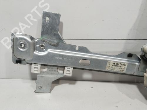 Front right window mechanism PEUGEOT 5008 (0U_, 0E_) 1.6 16V | BP32026239C23