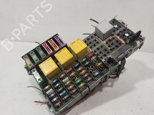 fuse-box-opel-corsa-c-x01-2000-2001-2002-2003-2004-2005-2006-2007-2008-2009-32216797 main image