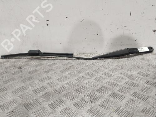 Used Front windshield wiper arm FORD KUGA I 2.0 TDCi (140 hp) 19783483