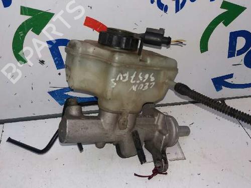 Used Brake master cylinder Brake master cylinder SEAT LEON (1P1) [2005-2013] 5189903 5189903
