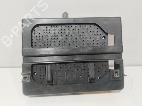 Caja reles / fusibles Caja reles / fusibles 37517347 37517347