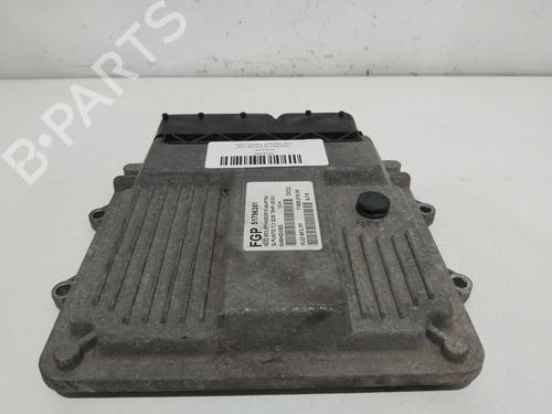 Used Engine control unit (ECU) Engine control unit (ECU) FIAT GRANDE PUNTO (199_) 1.3 D Multijet (75 hp) 24869251 24869251