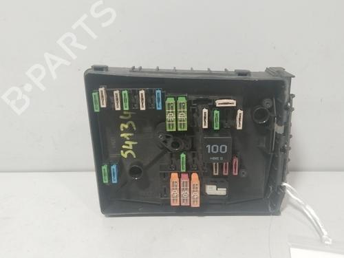 Used Fuse box Fuse box 38565896 38565896