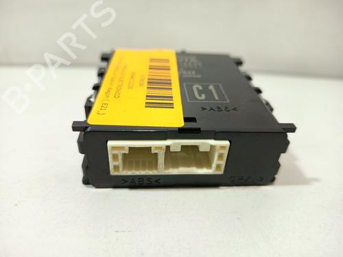 Used Electronic module Electronic module TOYOTA COROLLA Estate (_E21_) 1.8 Hybrid (ZWE211) (98 hp) 33977070 33977070