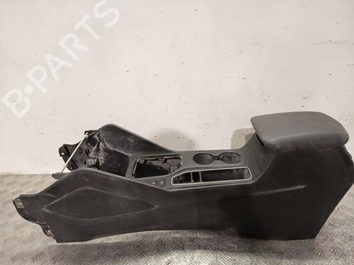 Used Armrest / Center console Armrest / Center console HYUNDAI TUCSON (TL, TLE) 1.6 GDi (132 hp) 33460648 33460648