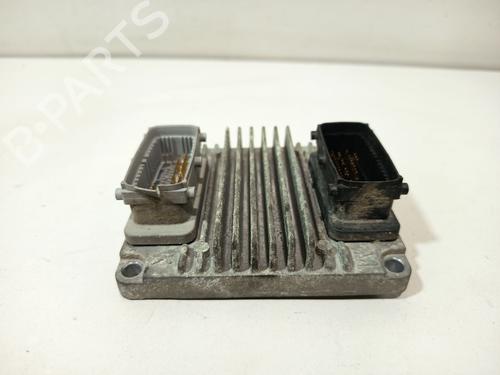 Used Engine control unit (ECU) Engine control unit (ECU) CHEVROLET AVEO / KALOS Hatchback (T200) 1.4 (83 hp) 33980985 33980985