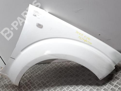 Used Right front fenders NISSAN PATHFINDER III (R51) [2005-2025]  9976142