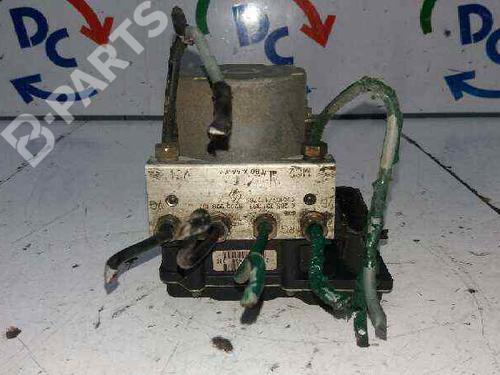Used ABS pump RENAULT CLIO II (BB_, CB_) [1998-2016]  5207241