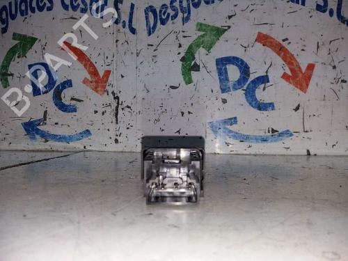 Used Warning switch Warning switch MAZDA 3 (BK) 1.6 DI Turbo (109 hp) 5169848 5169848