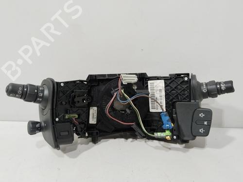 Used Switch RENAULT SCÉNIC II (JM0/1_) 2.0 (JM05, JM0U, JM1N, JM1U, JM2V) (135 hp) 28708966