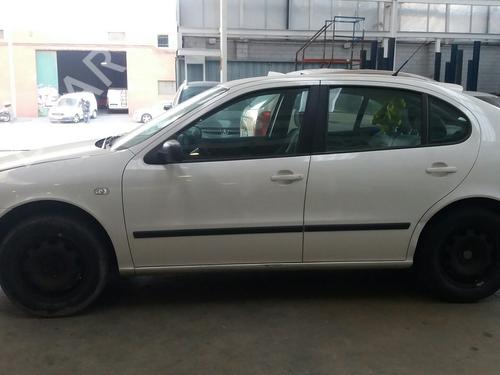 Front wiper motor SEAT LEON (1M1)  | BP8234932M29 