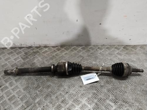 Used Right front driveshaft RENAULT CLIO III (BR0/1, CR0/1) 1.5 dCi (64 hp) 30128721
