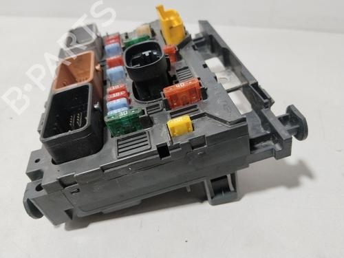 Fuse box PEUGEOT 207 (WA_, WC_) 1.6 HDi | BP31588021E1