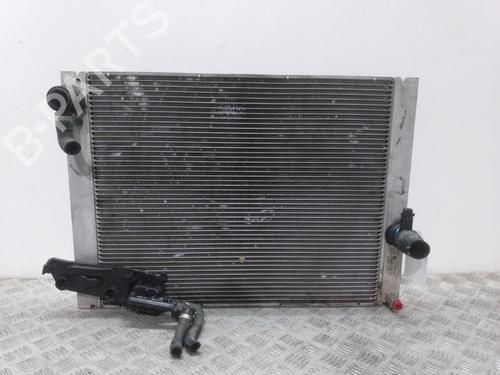 Used Water radiator Water radiator BMW 6 Convertible (E64) 645 Ci (333 hp) 11868321 11868321