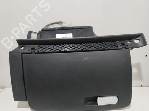Handskerum AUDI A1 Sportback (8XA, 8XF) 1.6 TDI (90 hp) 22183305